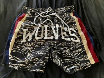 Darc Sport Wolves Shorts Small