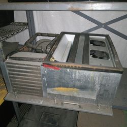 Vendo Vue vending machine cooling deck.. Vending Machine