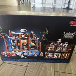Lego Stranger Things The Creel House