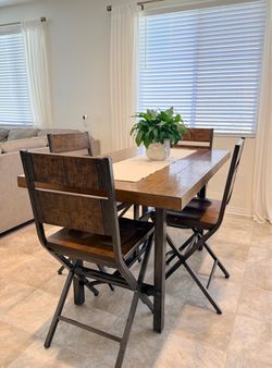 Dining Table with 4 Chairs