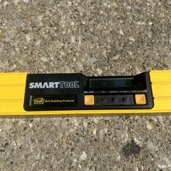 4’ SmartTool M-D Level  Used/as Is Works Fine!