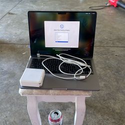 Mac Book 