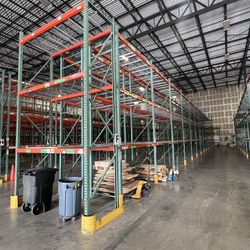 Warehouse Liquidation Toyota Forklift Pallet Racks Beams Uprights Wire Decks 