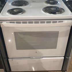 GE JBS360DMWW 30 in. 5.0 cu. ft. Electric Range