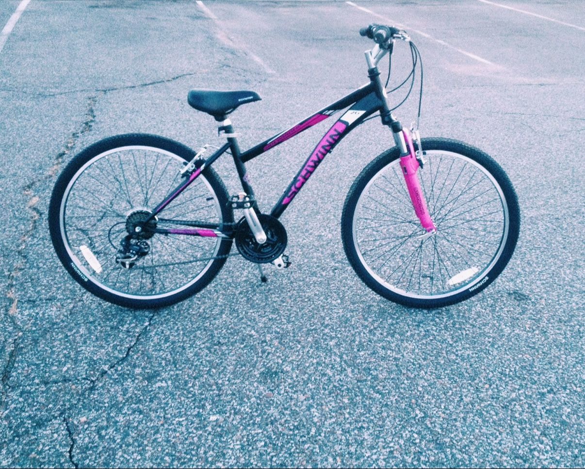 Schwinn Hot Pink & Black Mountain Bike – Well-Loved | Black Friday Sale!