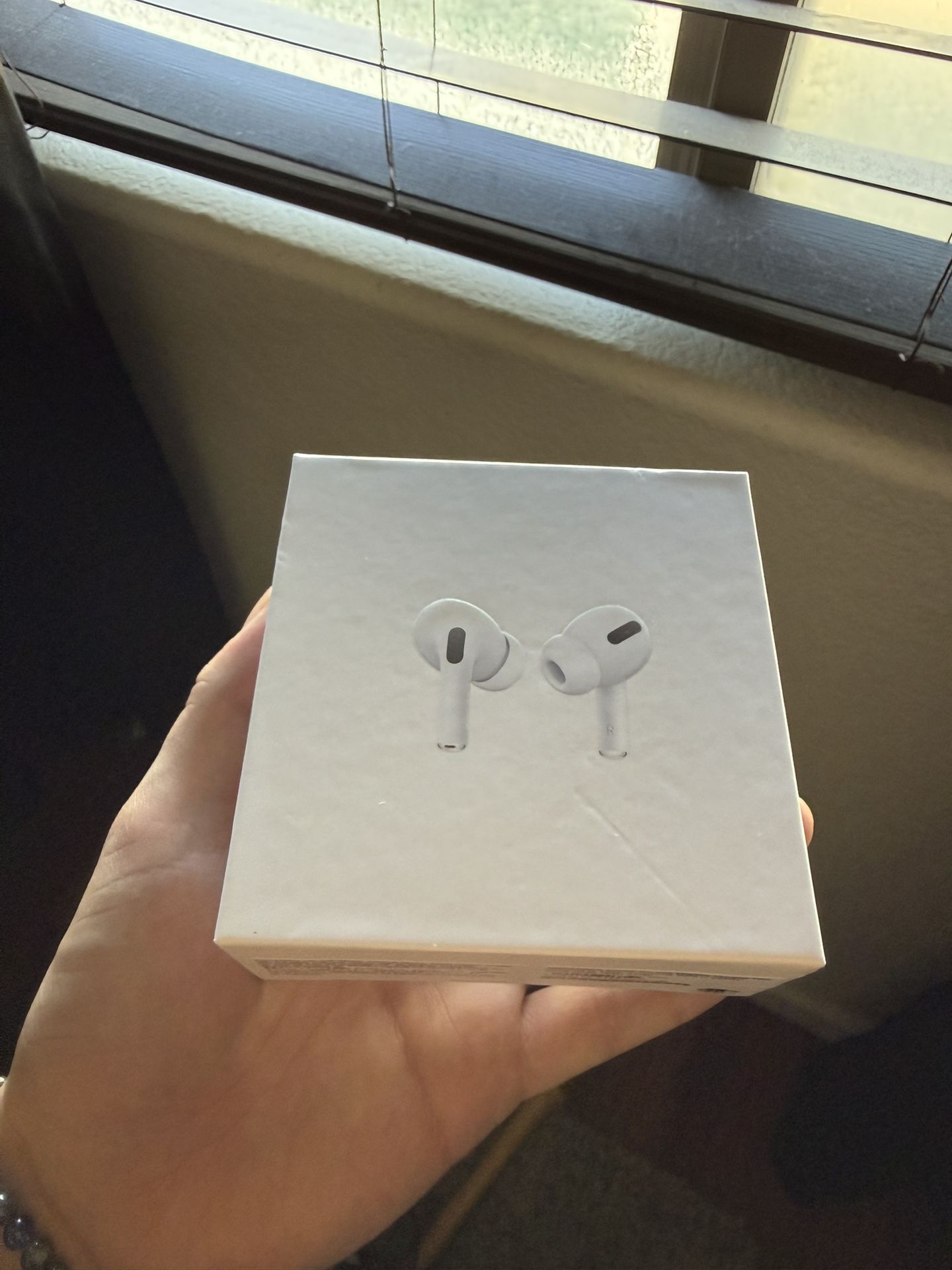 AirPods Pro $80 NEED GONE