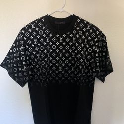 Lv Shirt