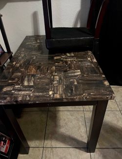 Free dining room table and chairs