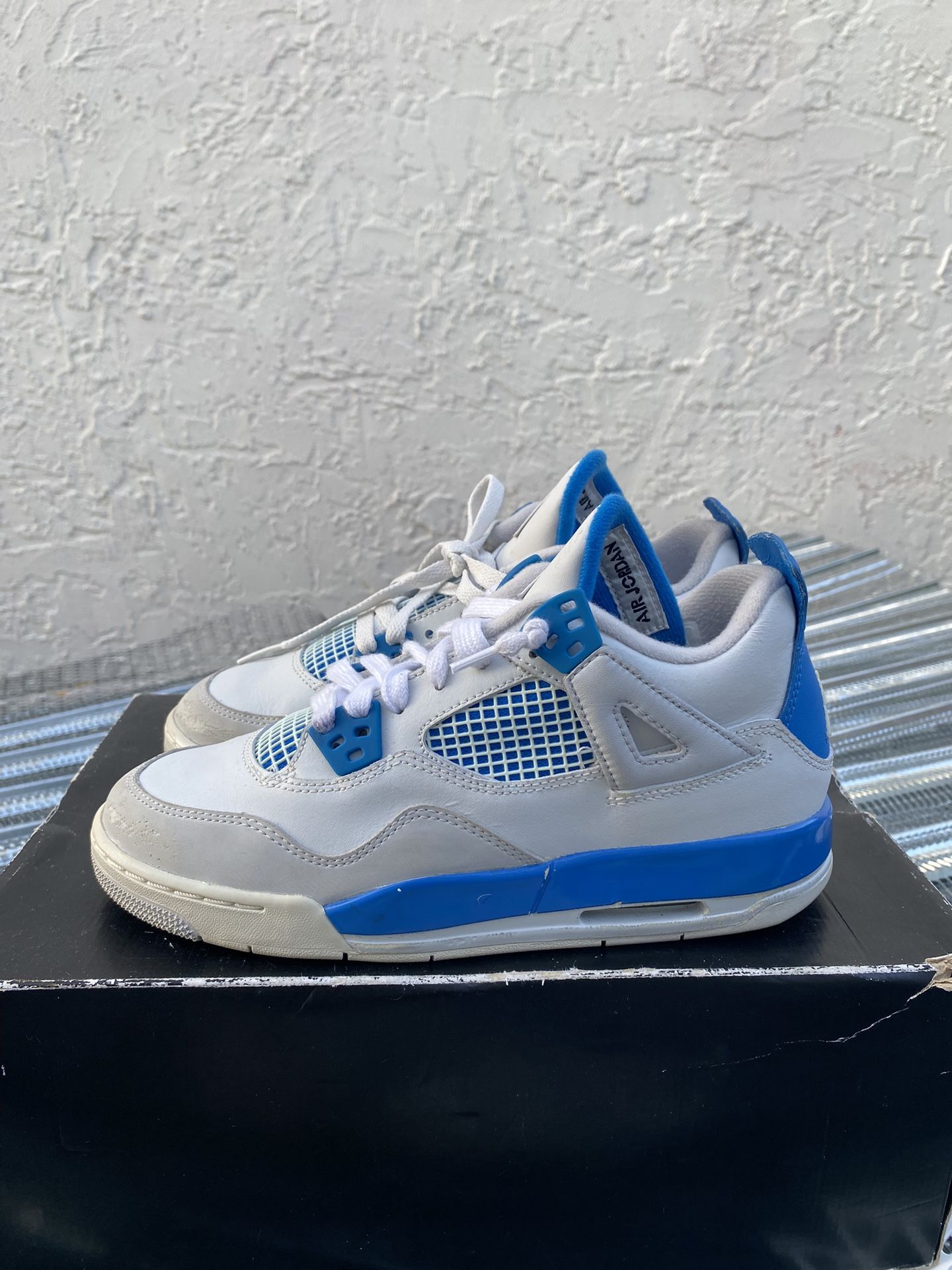 Size 5.5y - Jordan 4 Retro Military Blue 2012
