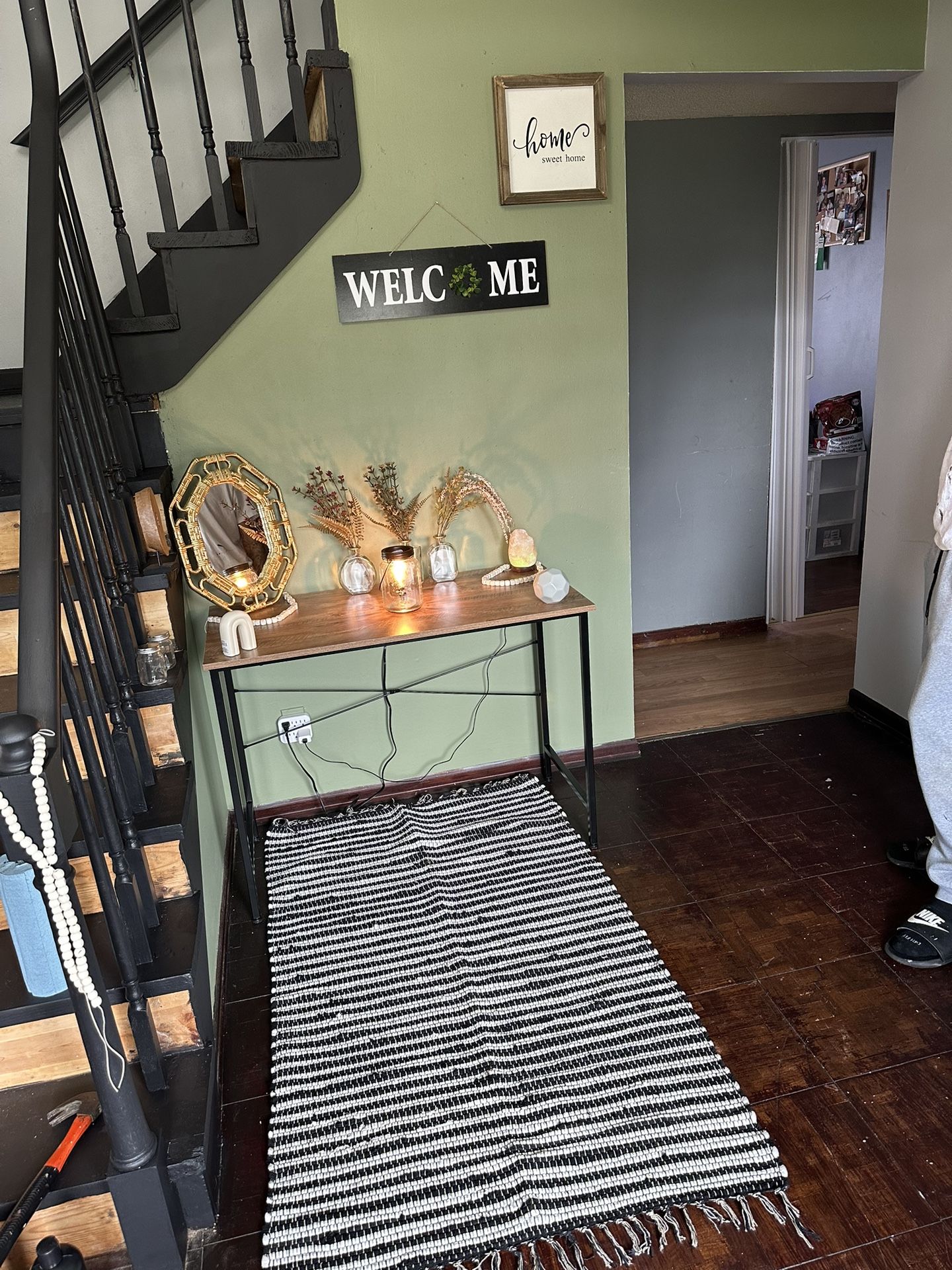 Desk/Entry Way Table