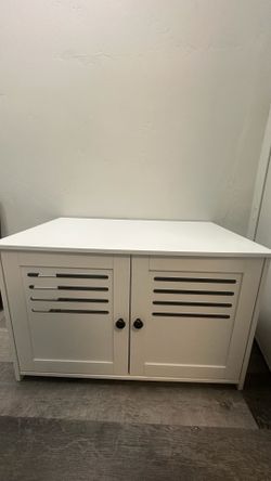 Litter Box Enclosure