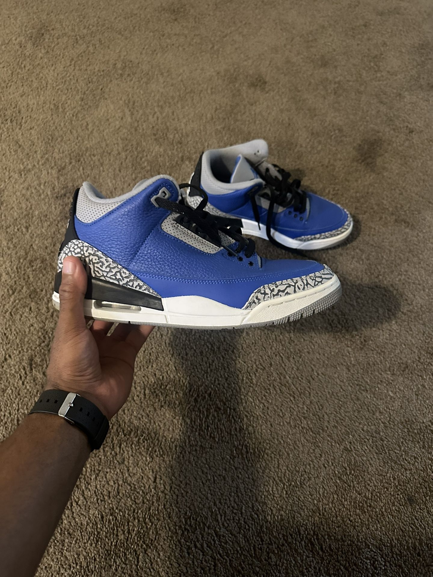 Jordan 3 Retro Varsity Royal Cement