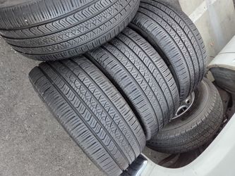 4 Used tires 255 55r20 pireli scorpion AS $250.0 all 4