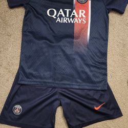 Soccer Jersey Set In excellent condition