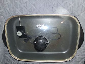 Electric skillet