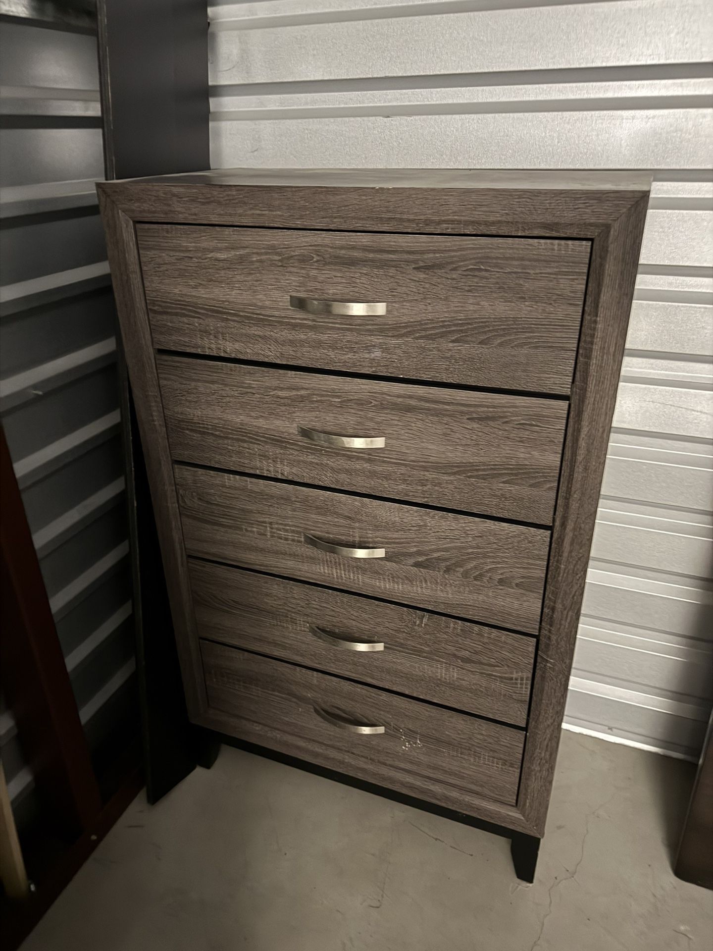 ** Updated Price **. Matching Bedroom Set