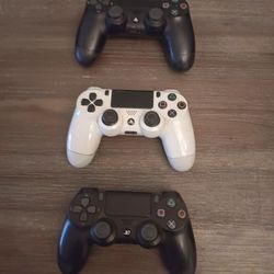 Playstation 4 Dualshock Controllers 