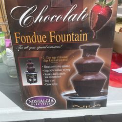 Chocolate Fondue Fountain 