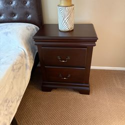 Bedroom Set With  2 Sides Table