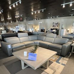 Power Reclining Sectional