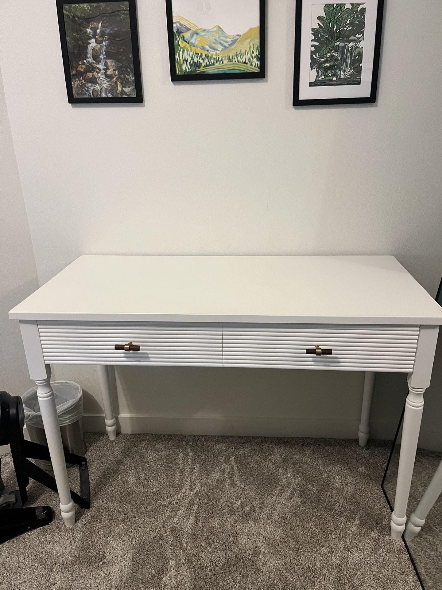 White Wood Desk