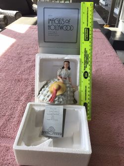 Avon Images of Hollywood Scarlett O'Hara Porcelain Figurine Vivian Leigh “Gone With The Wind” 1983