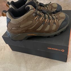 Merrell Hiking Shoes - Kid Size 4.5 - Like New