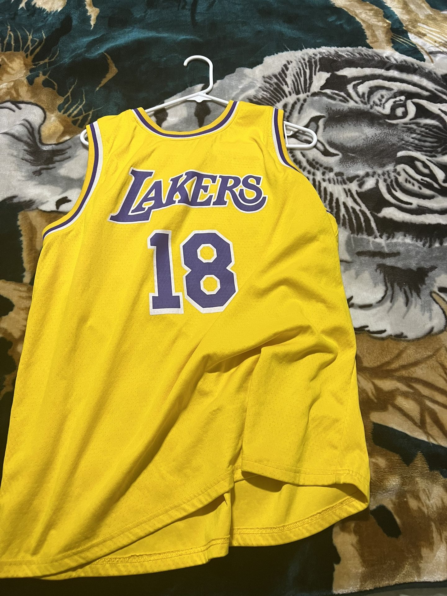 Lakers Bibigo Jersey