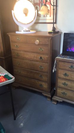 Kindel Grand Rapids 7 Drawer Dresser