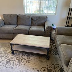 2 Piece Couch Set 