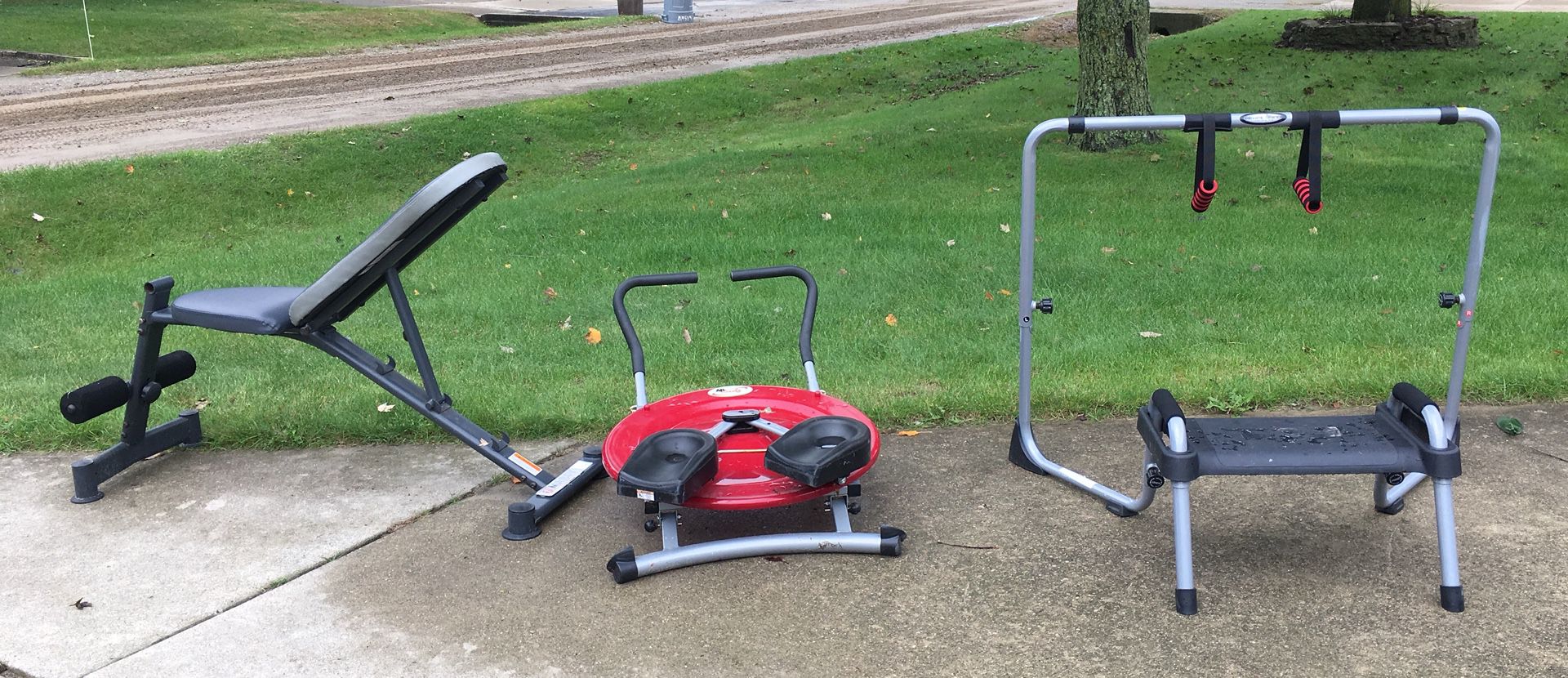 Exercise equipment 20$ 3 items pickup only