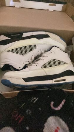 Boys shoes
