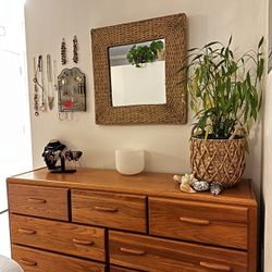 Bedroom Set And Mattress NEED GONE BY TOMORROW 10/31 @ 11:30am