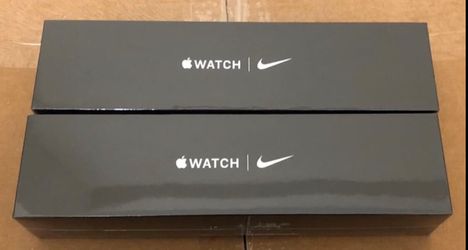 Brandnew Apple Watch Nike series 5 44mm GPS-Silver