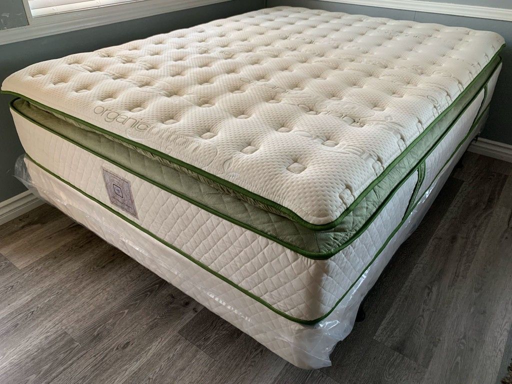 Queen Organic Elite Superior Hybrid Cool Gel Memory Foamm Pillow Top 14inch Matres!!