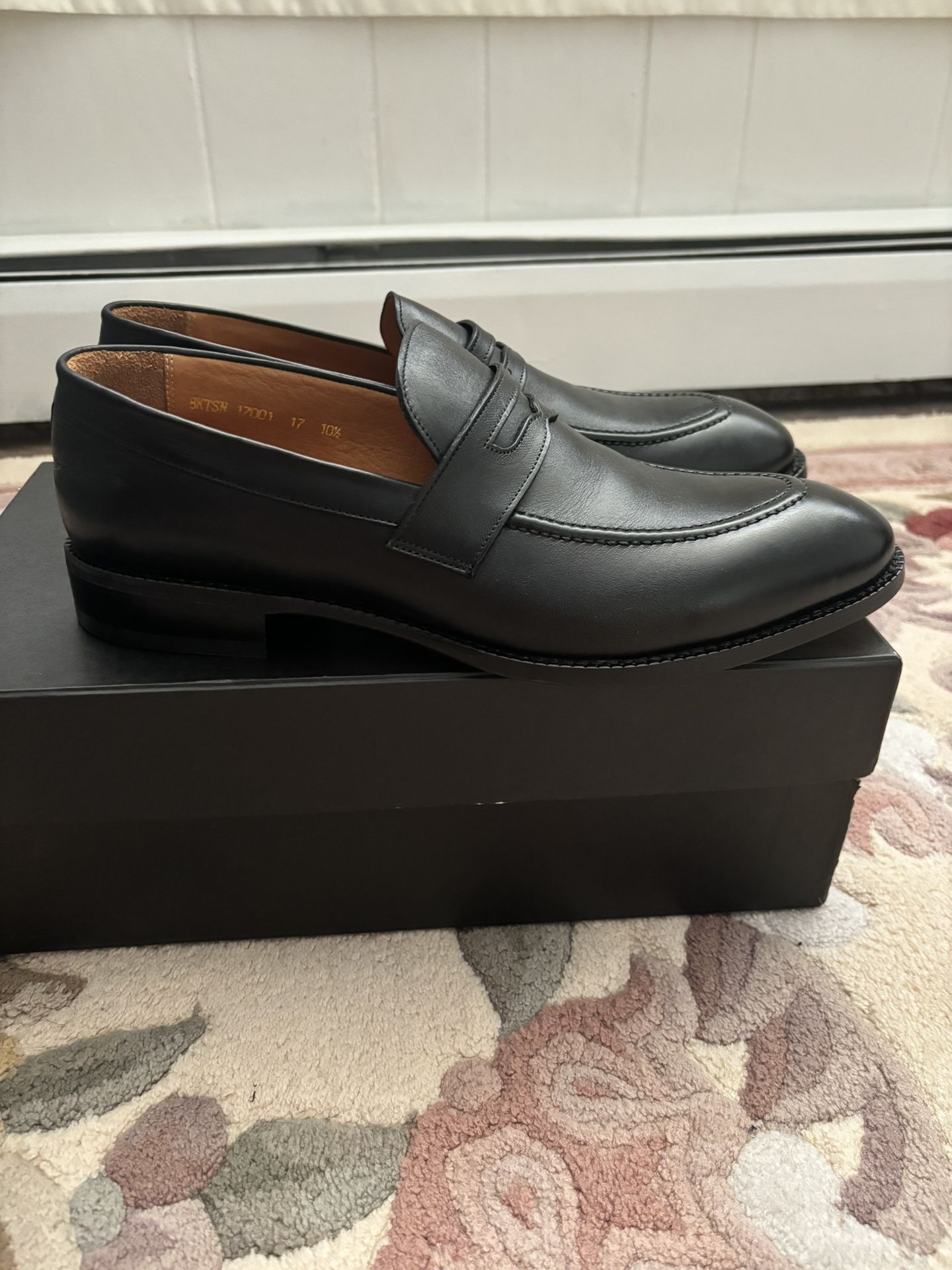 Beckett Simonon Cohen Black Leather Loafer Used Size 10.5