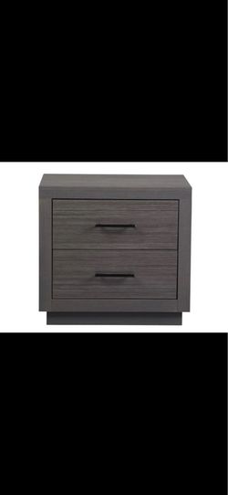 Night stands (has matching dresser )