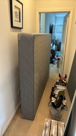 base for bed size queen