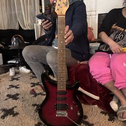 Rogue RR100 Rocketeer Electric Guitar Red Burst