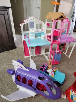 Barbie townhouse plane and car