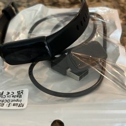 Fitbit Luxe
