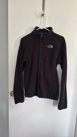 Women’s medium north face zip up