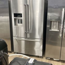 Kitchen Aid French Door Refrigerator 8Z 