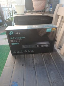 16 Port Gigabit Smart Switch 8 Port Poe+