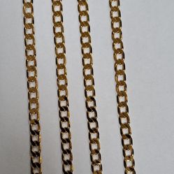 10 Yards Curb: Electro Plated Gold Chain. / Curb: Cadena En Baño De Oro.