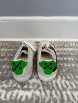OFF WHITE SNEAKERS
