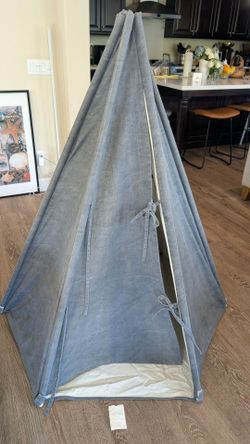 Restoration Hardware Kids Play Tent / Canvas / Canopy