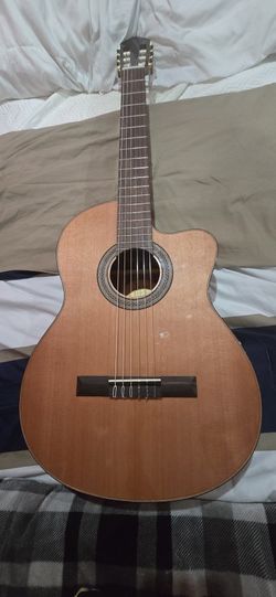 Lucero LC235sce Classical Acoustic-electric Guitar