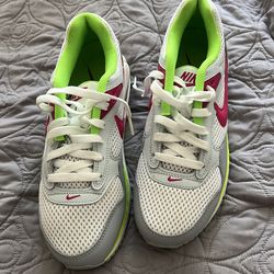 Nike US 8 women