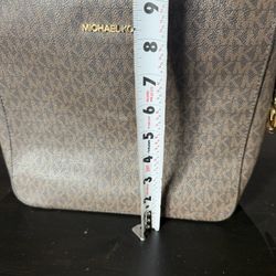 Michael Kors Cross bag Authentic 